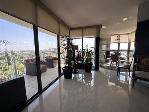 1000 Quayside Ter 1101, Miami FL - photo 20 of 36