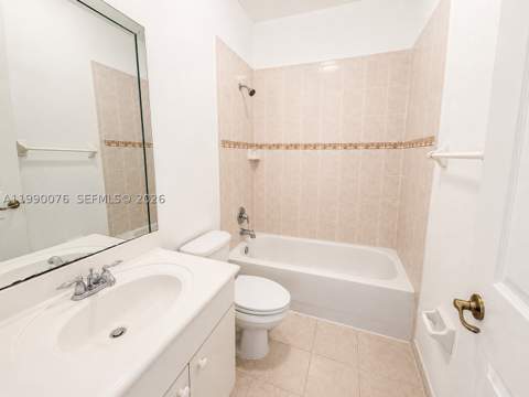 16649 SW 80th Ter, Miami FL - photo 14 of 23