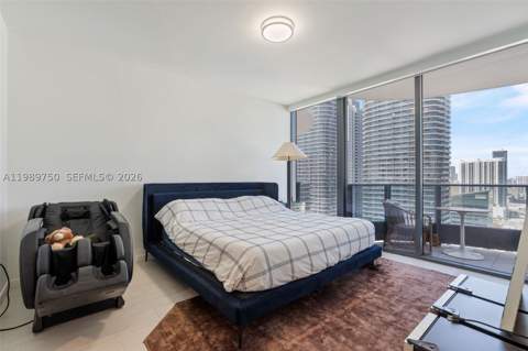 1000 Brickell Plz 2812, Miami FL - photo 14 of 38