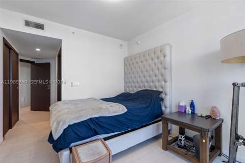 1000 Brickell Plz 2812, Miami FL - photo 22 of 38