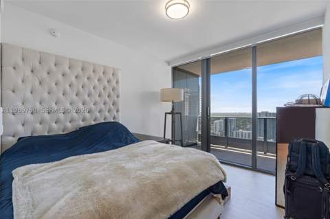 1000 Brickell Plz 2812, Miami FL - photo 23 of 38