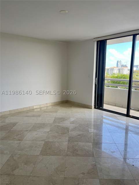 441 Valencia Ave 803, Coral Gables FL - photo 7 of 28