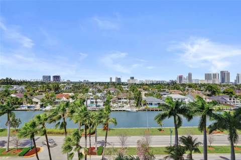 3598 Yacht Club Dr 702, Aventura FL - photo 13 of 51