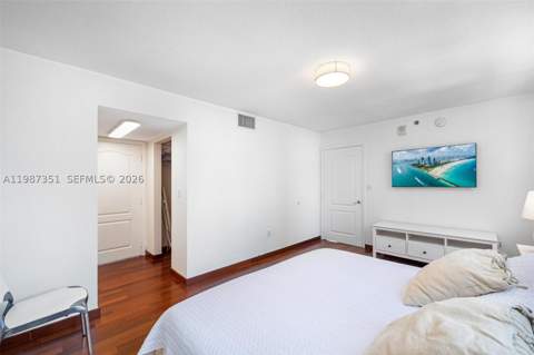 1200 Brickell Bay Dr 2824, Miami FL - photo 6 of 38