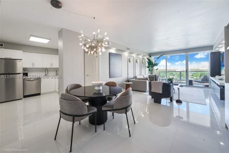 2 bedroom Condominium at 5161 Collins Ave 1508, Seacoast 5151 Condo, Miami Beach — photo 4