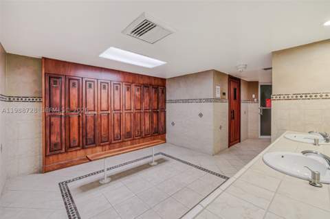 20185 E Country Club Dr 302, Aventura FL - photo 24 of 40