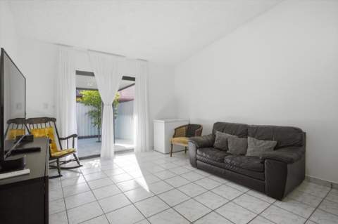 5465 W 27th Lane, Hialeah FL - photo 12 of 28