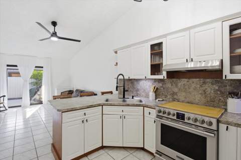 5465 W 27th Lane, Hialeah FL - photo 8 of 28
