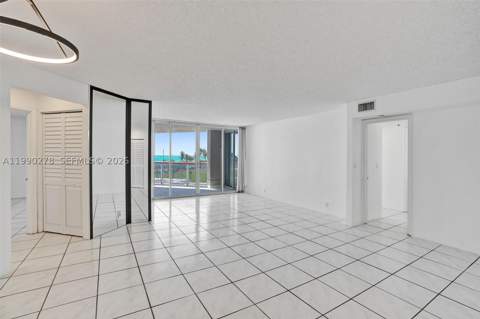 6767 Collins Ave 304, Miami Beach FL - photo 12 of 41