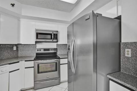 6767 Collins Ave 304, Miami Beach FL - photo 22 of 41