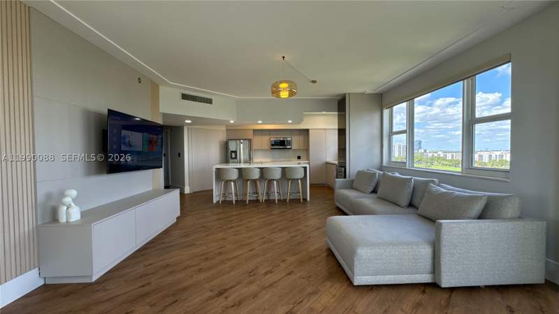 3 bedroom Condominium at 20000 E Country Club Dr 1016, Turnberry Vlg No Tower Co, Aventura — photo 5