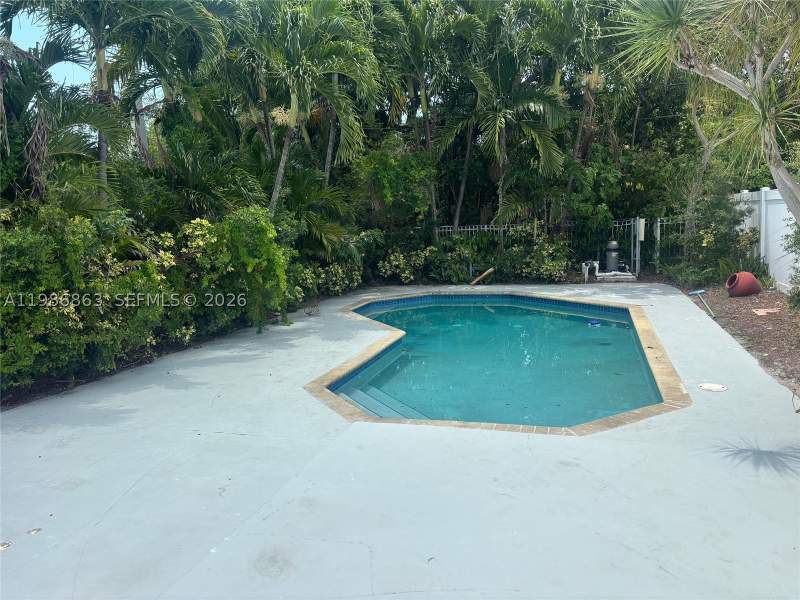 2 bedroom SingleFamilyResidence at 8850 NE 4th Ave, El Portal Sec 7, El Portal — photo 2