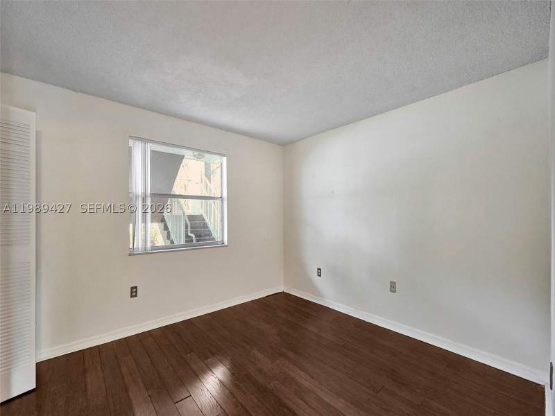 2 bedroom Condominium at 4600 SW 67th Ave 155, Sunwood Condo, Miami — photo 4