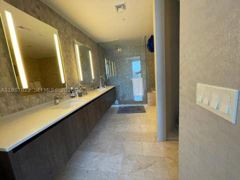 88 SW 7th St 3609, Miami FL - photo 6 of 25