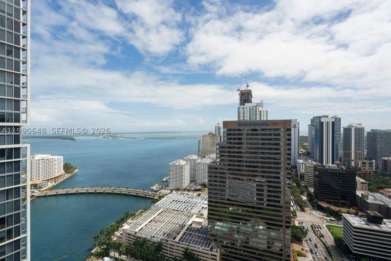 2 bedroom Condominium at 485 Brickell Ave 4110, Icon Brickell Condo No 3, Miami — photo 4