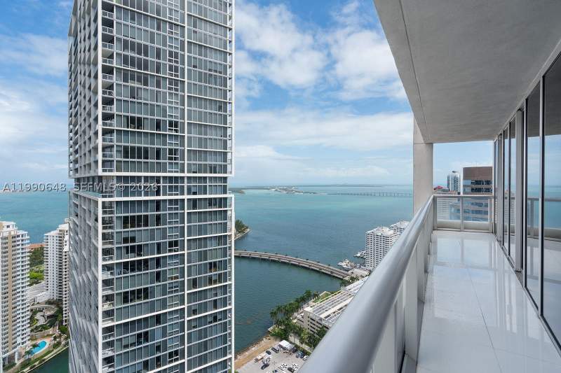 2 bedroom Condominium at 485 Brickell Ave 4110, Icon Brickell Condo No 3, Miami — photo 5