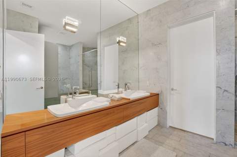 2675 S Bayshore Dr 402S, Miami FL - photo 10 of 44