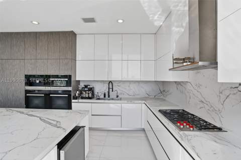 2675 S Bayshore Dr 402S, Miami FL - photo 16 of 44