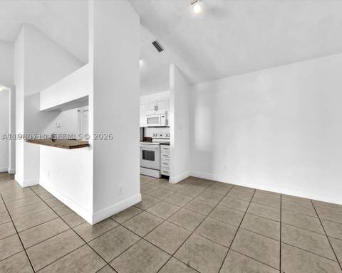 15770 SW 106th Ter 303, Miami FL - photo 12 of 64