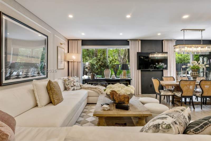 3 bedroom Townhouse at 3028 NE Quayside Ln 34, The Townhomes Of Quayside, Miami — photo 4