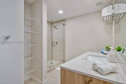 3900 Biscayne Blvd N-911, Miami FL - photo 14 of 38