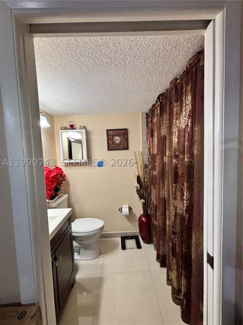 2310 W 74th St 103, Hialeah FL - photo 16 of 18