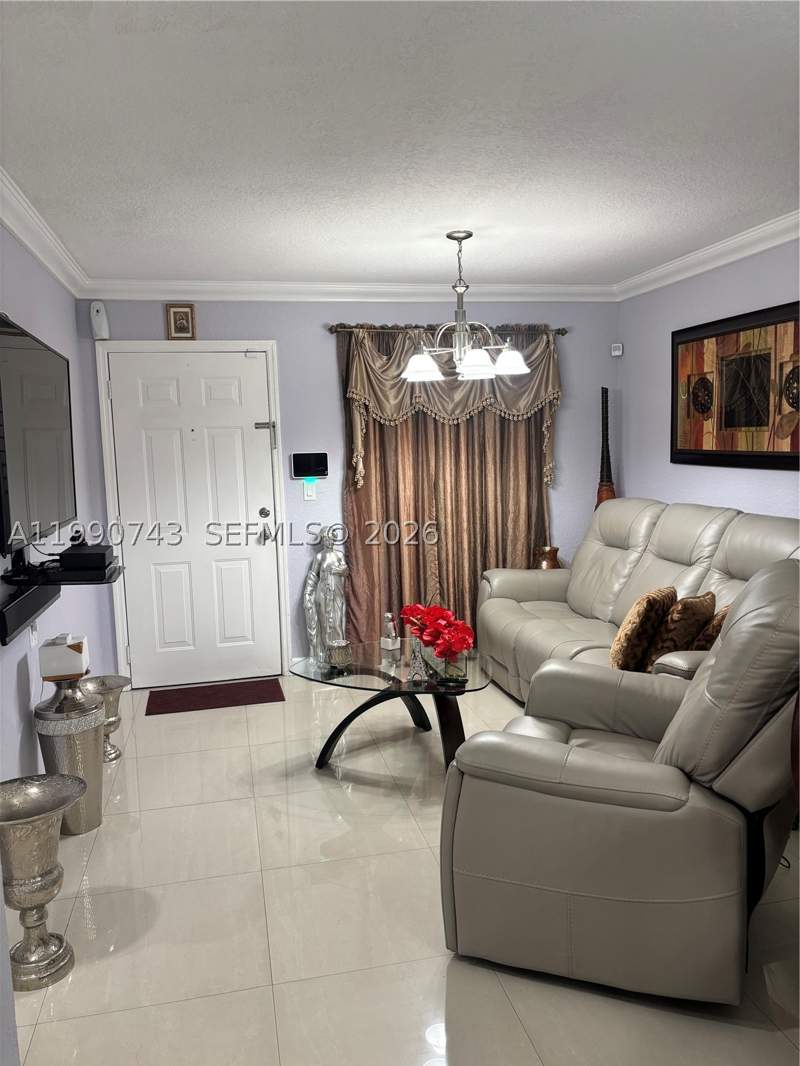 2 bedroom Condominium at 2310 W 74th St 103, Alameda Jardins Condo, Hialeah — photo 4