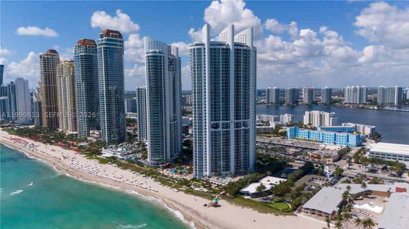 3 bedroom Condominium at 18201 Collins ave 1209, Trump Royale condo, Sunny Isles Beach — photo 3