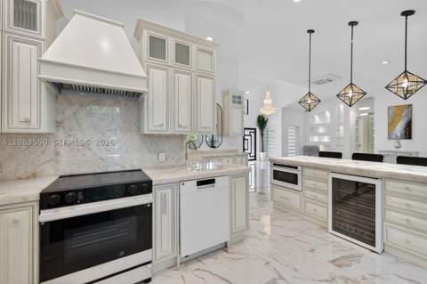 941 NE 119th St, Biscayne Park FL - photo 20 of 118