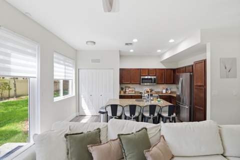 21482 NW 14th Court 21482, Miami Gardens FL - photo 20 of 43