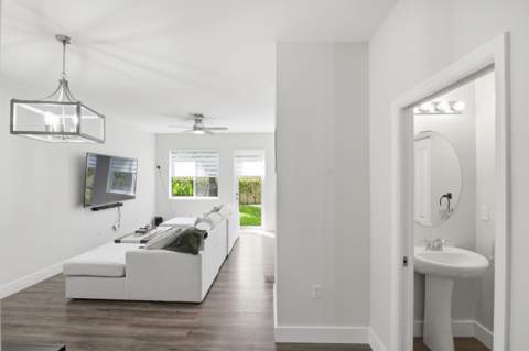 21482 NW 14th Court 21482, Miami Gardens FL - photo 9 of 43