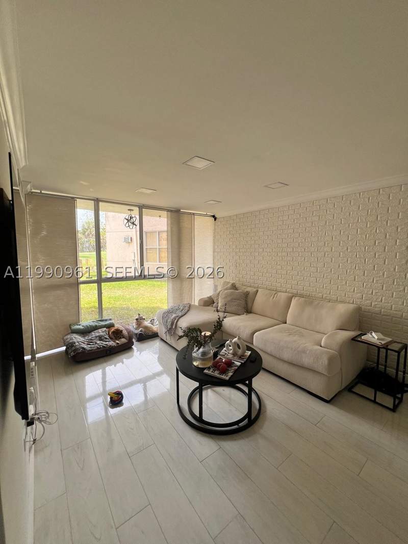 2 bedroom Condominium at 6955 NW 186th St F104, Las Brisas@ Country Club, Hialeah — photo 5