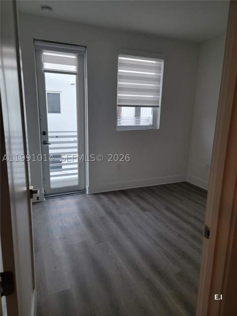 9133 NW 33rd St, Doral FL - photo 11 of 13