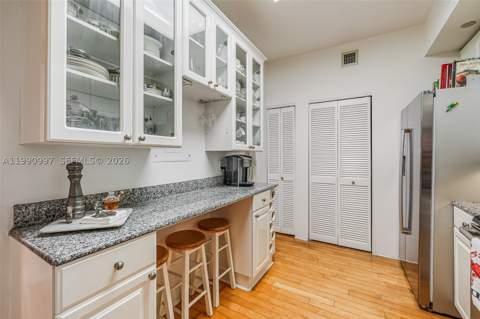 888 Brickell Key Dr 807, Miami FL - photo 23 of 62