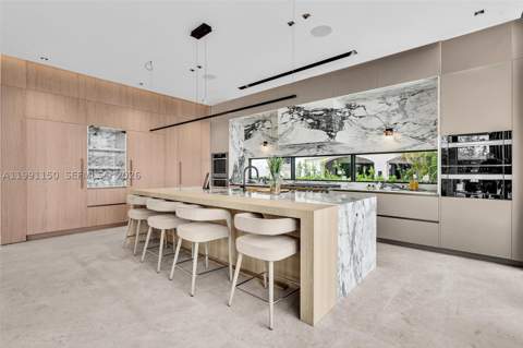 535 N Shore Dr, Miami Beach FL - photo 19 of 52