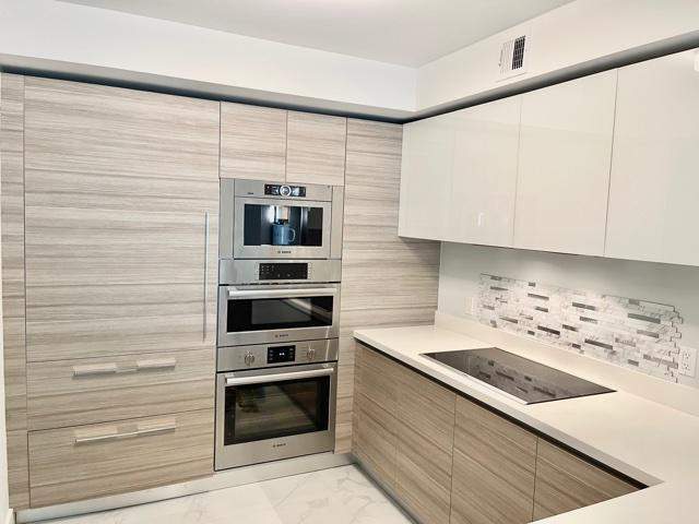 2 bedroom Condominium at 330 Sunny Isles Boulevard 5-703, Parque Towers Condo, Sunny Isles Beach — photo 2