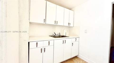 1352 NW 112th Ter, Miami FL - photo 10 of 31