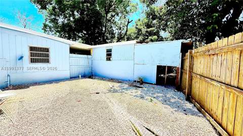 1352 NW 112th Ter, Miami FL - photo 24 of 31
