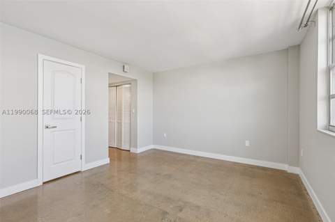 2841 NE 163rd St 605, North Miami Beach FL - photo 19 of 37