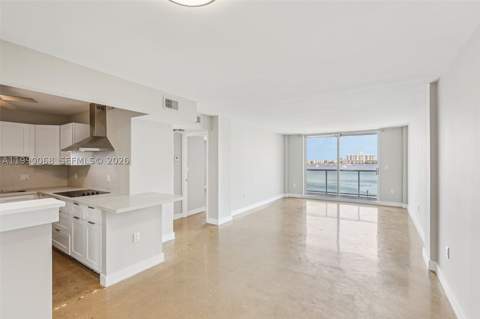 2841 NE 163rd St 605, North Miami Beach FL - photo 8 of 37