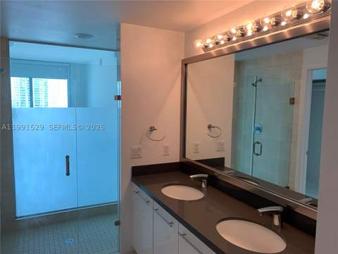 90 SW 3rd St 3610, Miami FL - photo 11 of 40