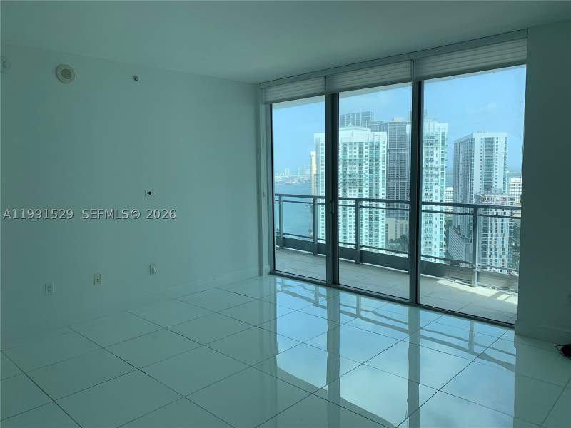 2 bedroom Condominium at 90 SW 3rd St 3610, Ivy Condo, Miami — photo 2