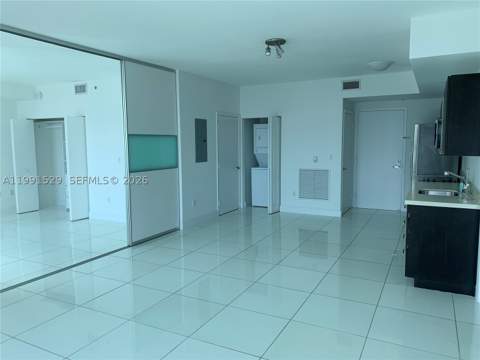 90 SW 3rd St 3610, Miami FL - photo 7 of 40