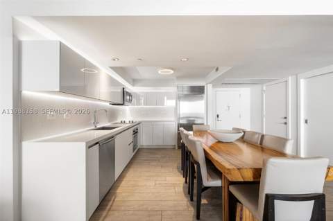 102 24th St 1040, Miami Beach FL - photo 8 of 26