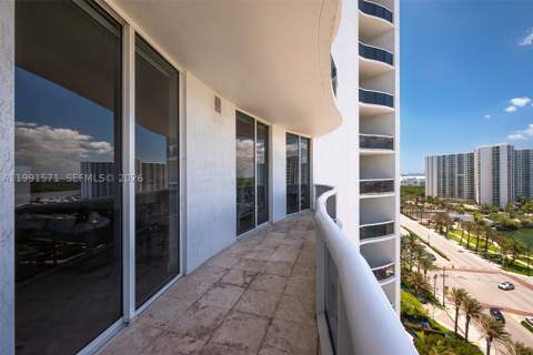 16001 collins ave 1005, Sunny Isles Beach FL - photo 14 of 33