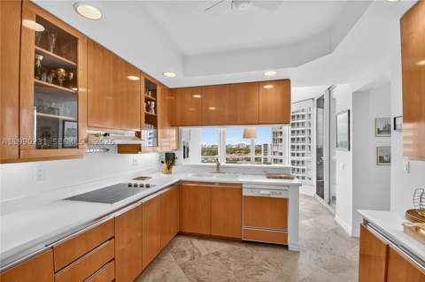 21150 Point Pl 1505, Aventura FL - photo 10 of 41