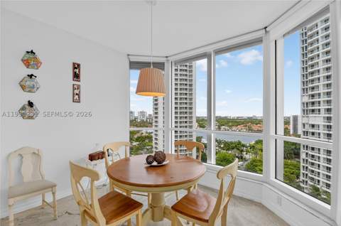 21150 Point Pl 1505, Aventura FL - photo 13 of 41