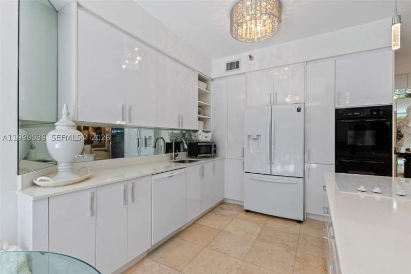 2 bedroom Condominium at 3530 Mystic Pointe Dr 114, Mystic Pointe Tower 500 C, Aventura — photo 5