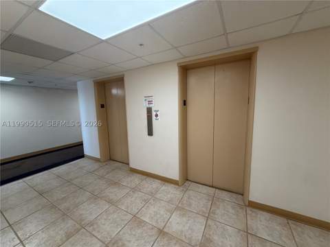400 Kings Point Dr 604, Sunny Isles Beach FL - photo 6 of 22