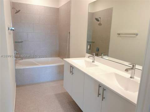 8001 NW 41 St 409, Doral FL - photo 7 of 7